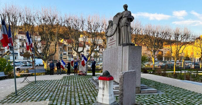 Monument aux Morts du Jardin des Plantes de Rive-de-Gier